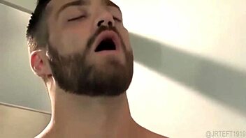 i'm the hydraulic firefighter fucking in the bar bathroom, oh god