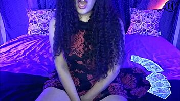 Spanish tarot reading with instructions for Halloween special.