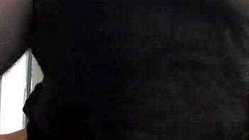 feeling so close backstage with your goddess amanda.