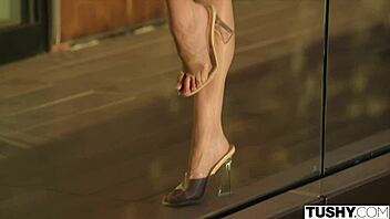 Kenna’s anal scenes and other activities on social media have her followers hooked