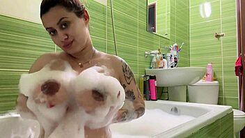 Sensual bath with pregnant teen's big boobs and sexy ass
