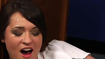 Flirty beauty swallows cum after facial in blowbang 😋