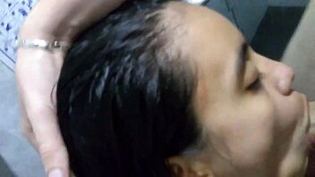 Mi novia se lo traga hasta el fondo bien rico