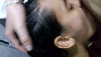 Mi novia se lo traga hasta el fondo bien rico