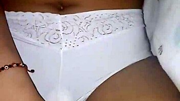 This cheap New York whore's only task is sucking dicks from the US.