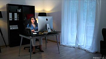 Cherry Kiss Goes Wild Fucking Valentina Nappi! 😈🔥