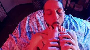 Lil kinky doll surprised with foot worship action?