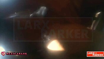 i'm kassandra, from my bathroom for virtual casting, masturbating my wet shaved pussy till i cum