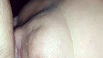 Excellent performance by mature amateurs in a casual chat.