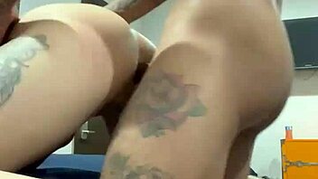 Porn actress has a hot scene with Gaktrizzy