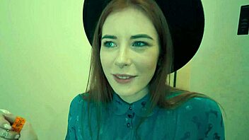 friend’s gf in stockings banged hard by roommate