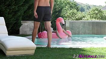 a cute european babe receives oral and performs blowjob in high definition