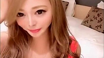 Japanese sexy dance with big boobs at the pool.