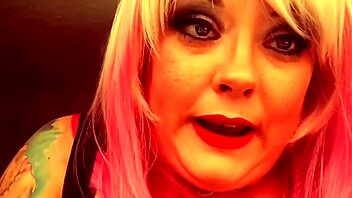Chubby British domme Tina Nua smokes a Superking