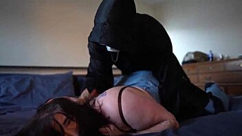 Gorgeous BBW Paige Steele Banged by Intruder Steve Rickz