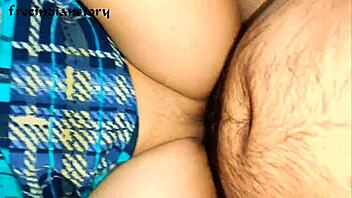 Quick sex with an aunt in law in a homemade video