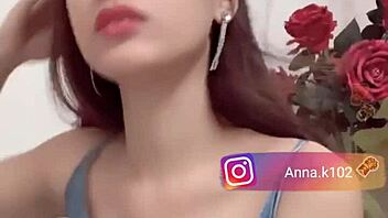 i saw anna k102 doing chest exercises on instagram, it's kinda funny