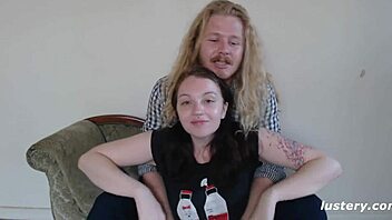 Lustery Submission Bee And Mac Feel Intense Sofa Passion