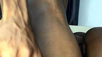 ebony girl with stretch marks comes to charge phone and rides cock cowgirl