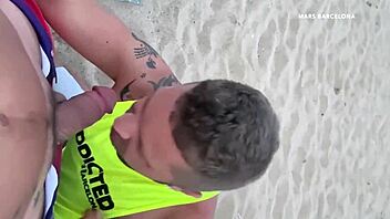Public blowjob cruising at Barcelona gay beach Mar Bella! 😎🏖️
