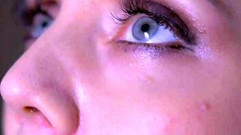 Alexa Moore gets rough anal ass to mouth