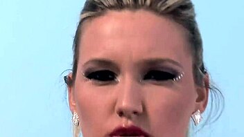 i saw starlette destroyed by monster cock in 3-way dp