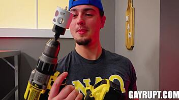 hey masyn thorne, bend over for jacob acosta at the glory hole