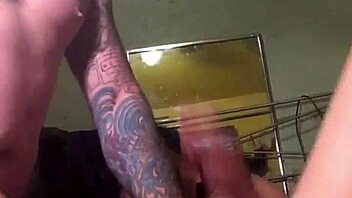 सेक्सी लैटिना का कास्टिंग और एमेच्योर चुदाई पर इंटरव्यू