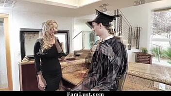 Stepmom, show me how you suck stepson’s big cock in hot HD!