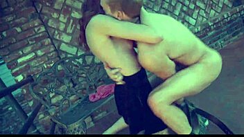 Teen Meets Older Man at Football Practice, Craves His Cock 😈