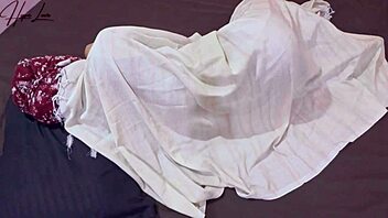 Married woman has sex with a well-endowed black man in her home