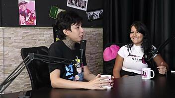 toca mais siririca e punheta gosta da putaria ninfomanaca e nao e de fazer muito sexo anal dj rafa loira mateus hwang sheer red glamour teen 18+ assfucking bisexual sexy cuckold swingers lingerie brazilian amateurs