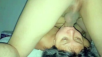 Hermanastra Rides Hard with Big Ass in Empty House