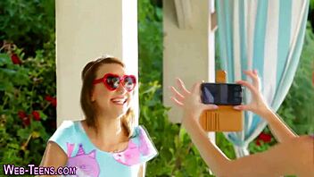 i'm licking her pussy while she wears glasses