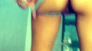 Married woman from Venezuela in sexual activity with more than one partner