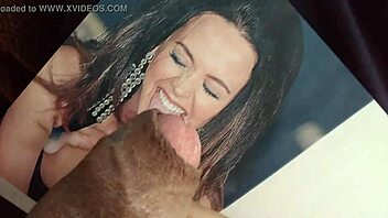 buen tributo a katy perry con sus grandes tetas