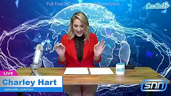 camsoda milf rides sybian while reading news 😘