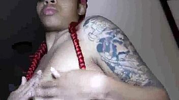 who are the nastiest freaks in the hood?