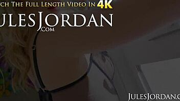 JulesJordan: Lexington Steele's BBC Stretches Anna Claire Clouds' Ass to Extremes