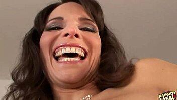 Divine Brunette Milf Opens Her Big Booty For Deep Anal Stretching