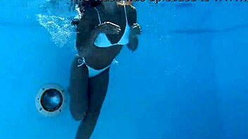 Angelica is a MILF who enjoys swimming and being naked outside