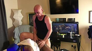 Gay BLACK man GETS plugged