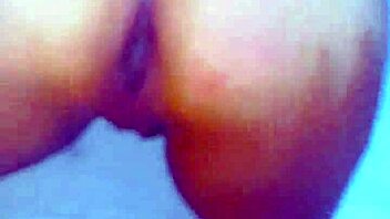 Homemade outdoor scene with mature european amateur.