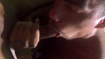 Novinho de 18 com pau de 22 cm