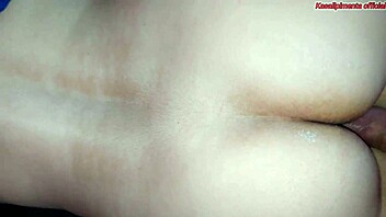 young curvy girl in shorts gets creampie on sofa