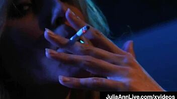 Vintage Vixens Julia Ann PUSSY FUCK & CUM Outdoors