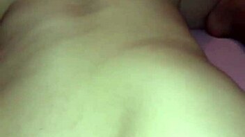 She Gives A Nice Blowjob To His Big Cock With Her Big Ass 😘