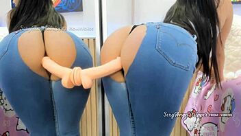 sexy latina with big ass in ripped jeans gives intense joi