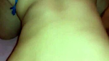 She Gives A Nice Blowjob To His Big Cock With Her Big Ass 😘