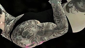 Can that big ass handle monster cock?